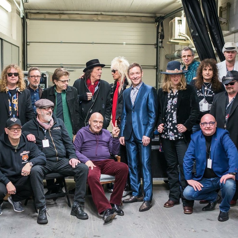 Remu & Hurriganes: Last Call (2018) taltioitiin Helsingin Jäähallissa YLE Areenaan ja livealbumiksi. Sekä liveshow'n että tv-taltioinnin ja albumin  tuotannosta vastasi Hannu Sormunen.